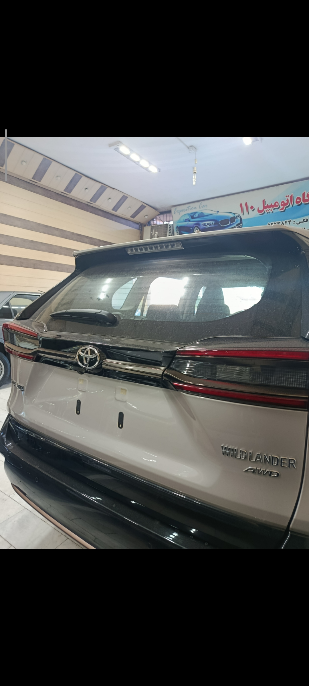 تویوتا وایلندر نقره ای  2025 وارداتی